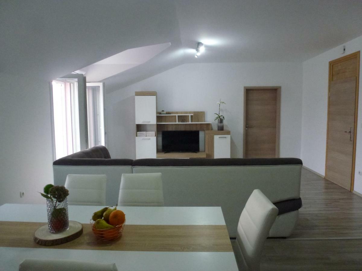 Apartmani Slavica شيبينيك المظهر الخارجي الصورة