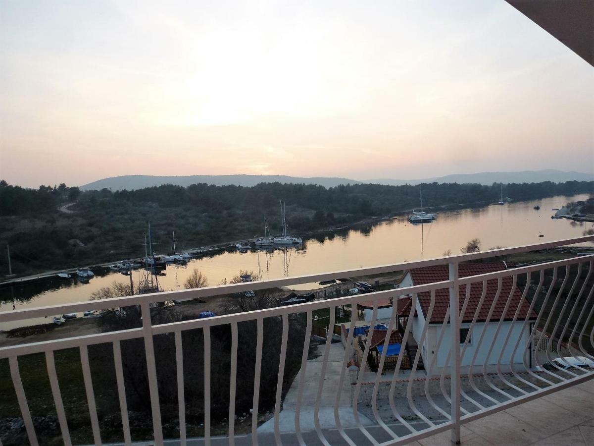 Apartmani Slavica شيبينيك المظهر الخارجي الصورة