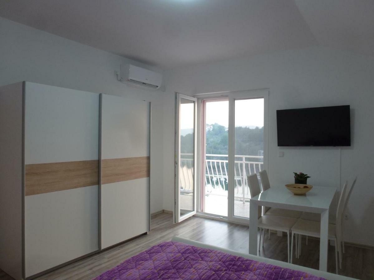 Apartmani Slavica شيبينيك المظهر الخارجي الصورة