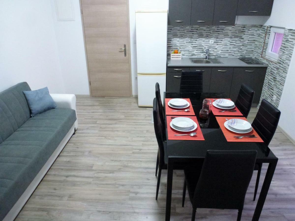 Apartmani Slavica شيبينيك المظهر الخارجي الصورة