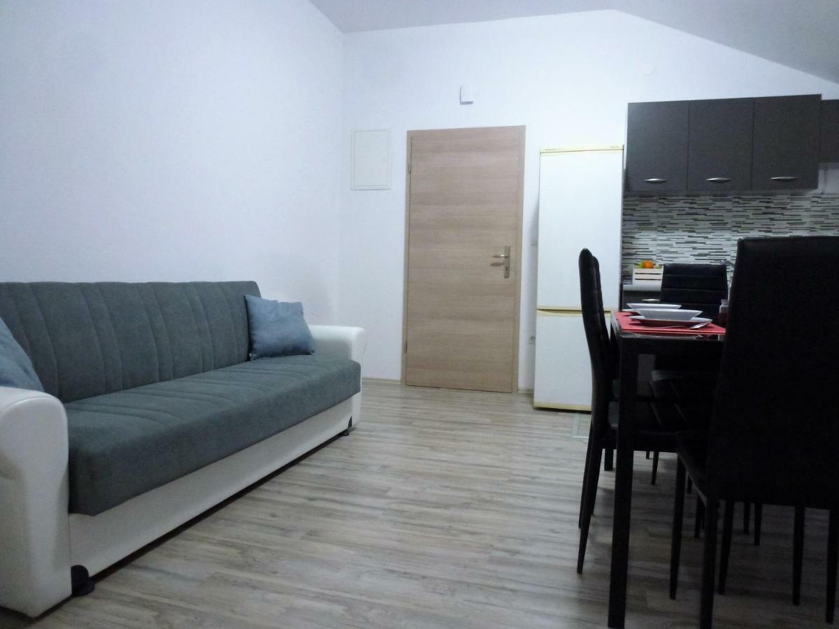 Apartmani Slavica شيبينيك المظهر الخارجي الصورة
