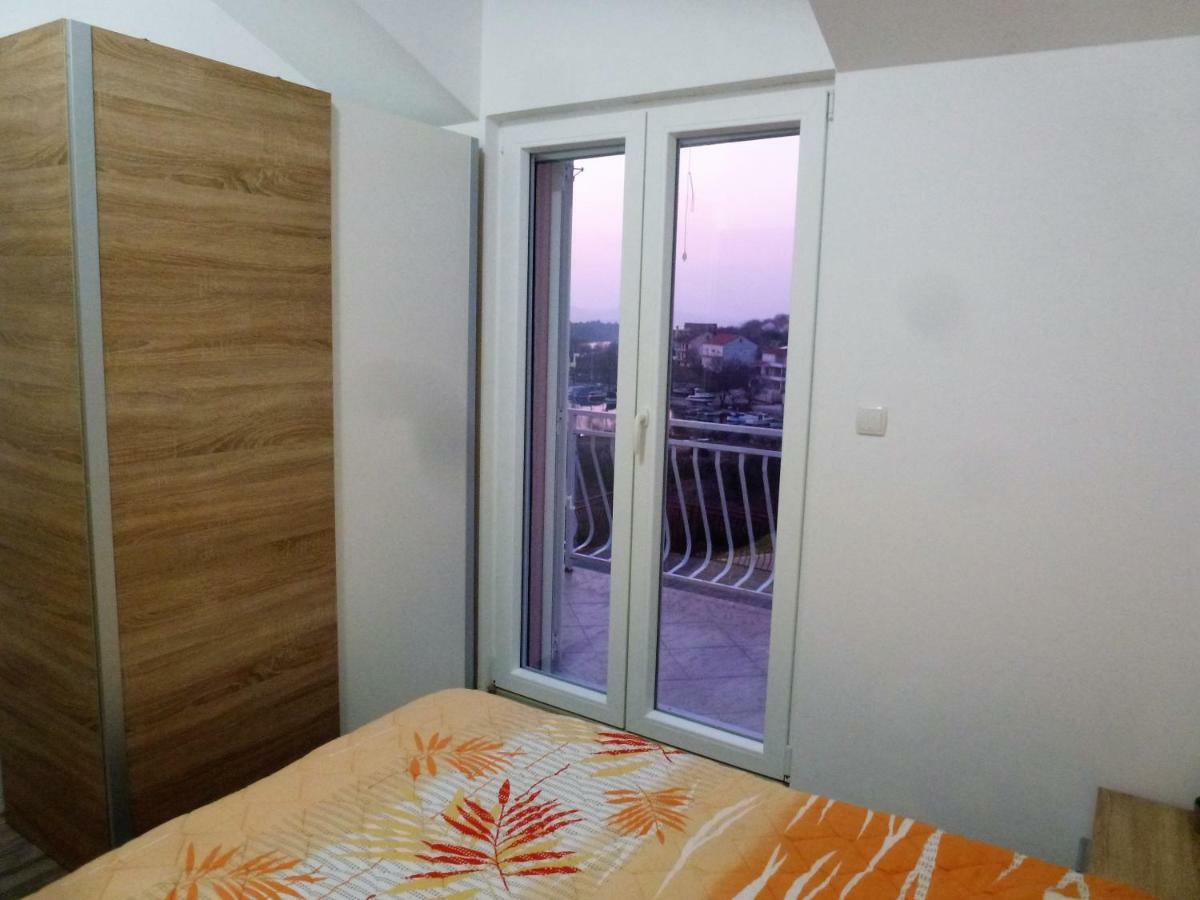 Apartmani Slavica شيبينيك المظهر الخارجي الصورة